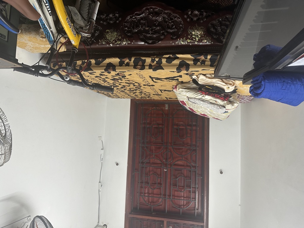 Bán nhà Trương Định - diện tích 43m2 4 tầng - Vỉa hè kinh doanh - giá 13,5 tỷ