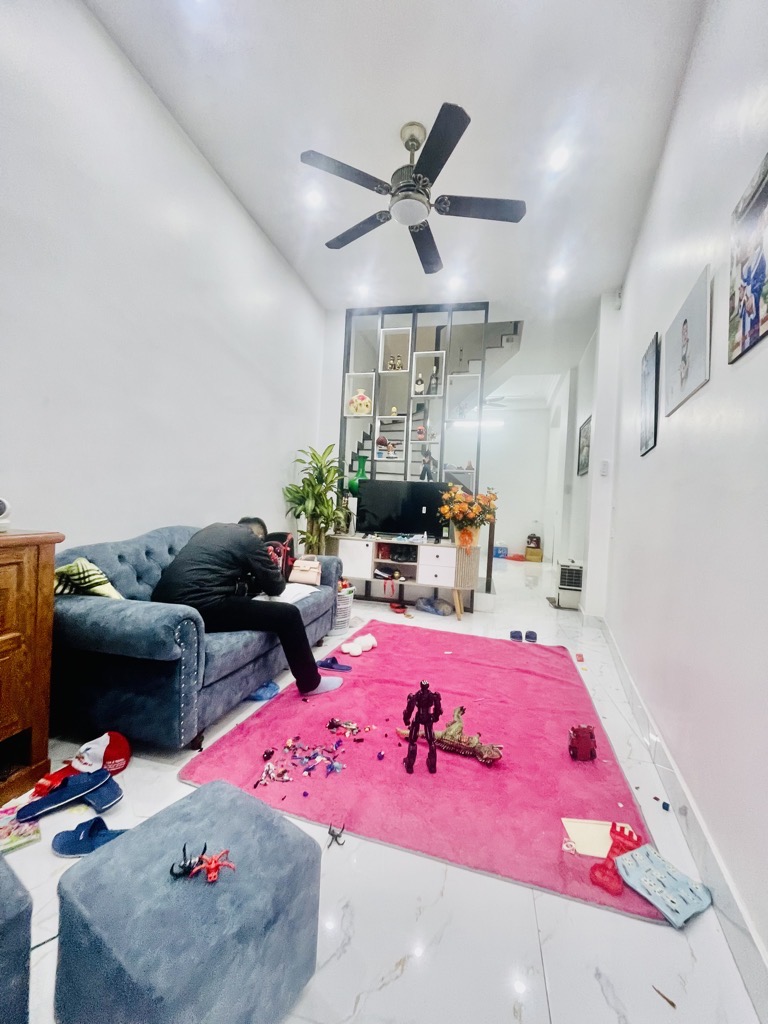 Bán nhà La Thành - diện tích 39m2 4 tầng - Nhà đẹp ở luôn - giá 8,8 tỷ