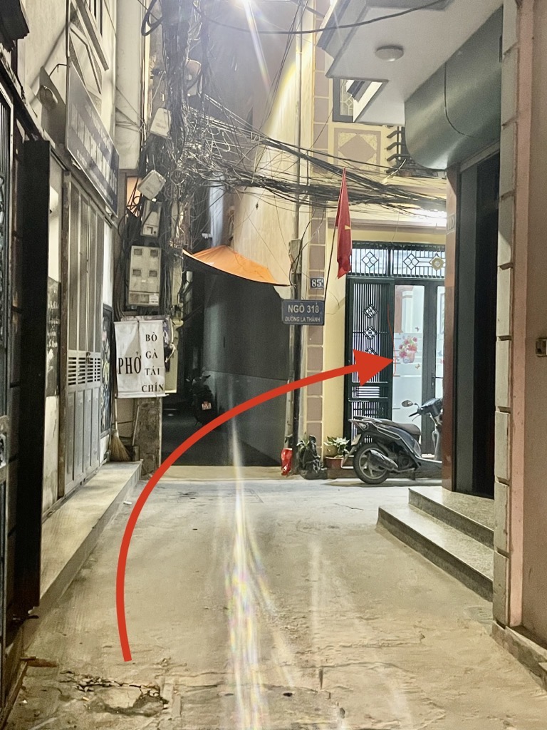 Bán nhà La Thành - diện tích 39m2 4 tầng - Nhà đẹp ở luôn - giá 8,8 tỷ