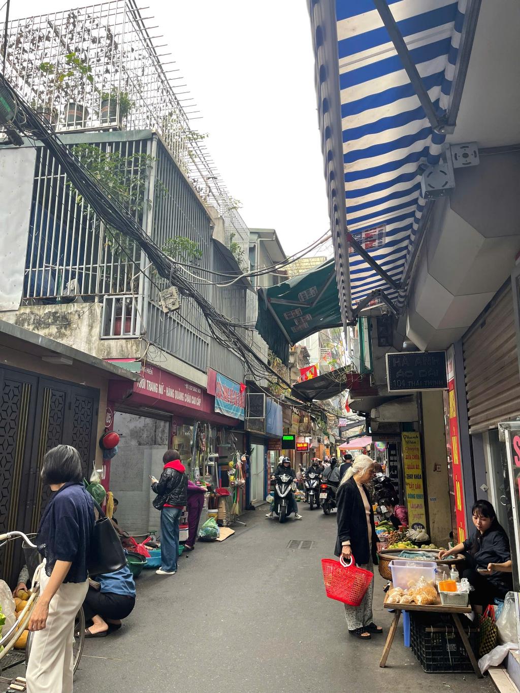 Bán nhà Yên Lãng - diện tích 51m2 7 tầng - Thang máy - giá 16,6 tỷ