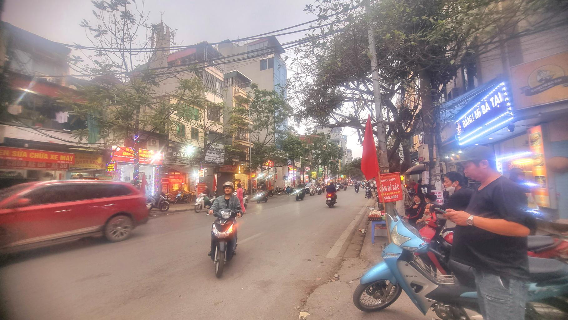 Bán nhà Dương Văn Bé - diện tích 73.6m2 2 tầng - Ô TÔ LÙI CỬA - giá 16,3 tỷ