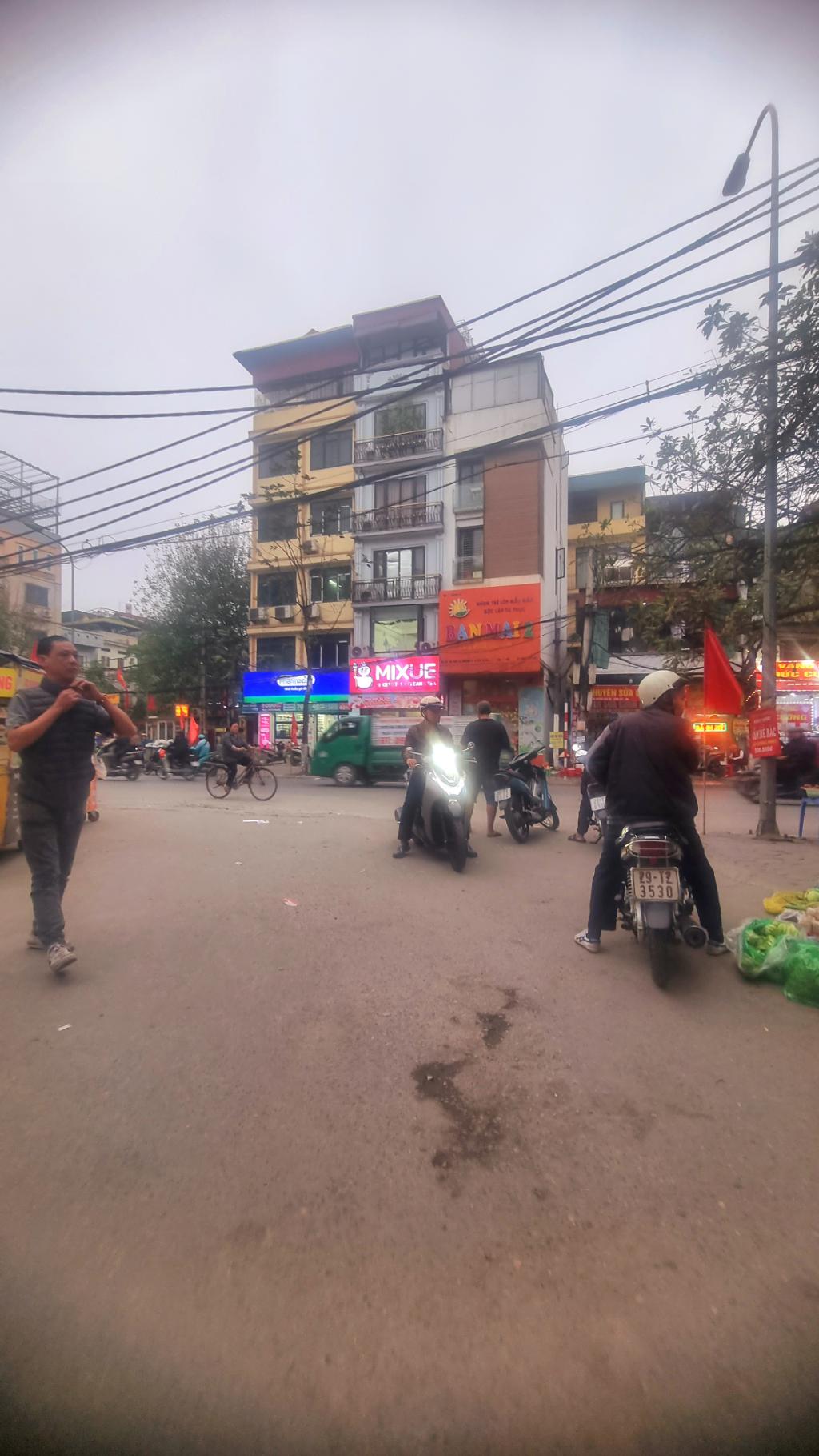 Bán nhà Dương Văn Bé - diện tích 73.6m2 2 tầng - Ô TÔ LÙI CỬA - giá 16,3 tỷ