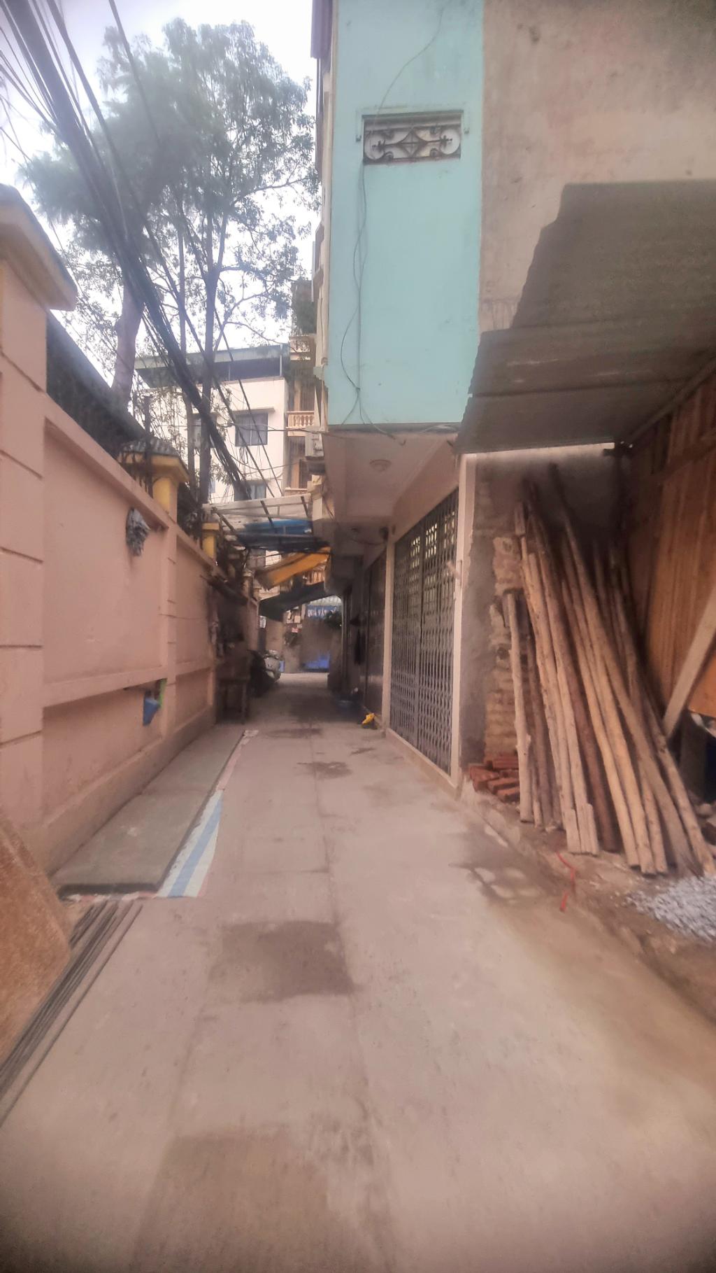 Bán nhà Dương Văn Bé - diện tích 73.6m2 2 tầng - Ô TÔ LÙI CỬA - giá 16,3 tỷ