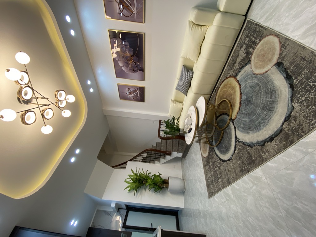 Bán nhà Lạc Trung - 30m2 4 tầng phong cách châu Âu - trung tâm Hai Bà Trưng - giá 5,35 tỷ