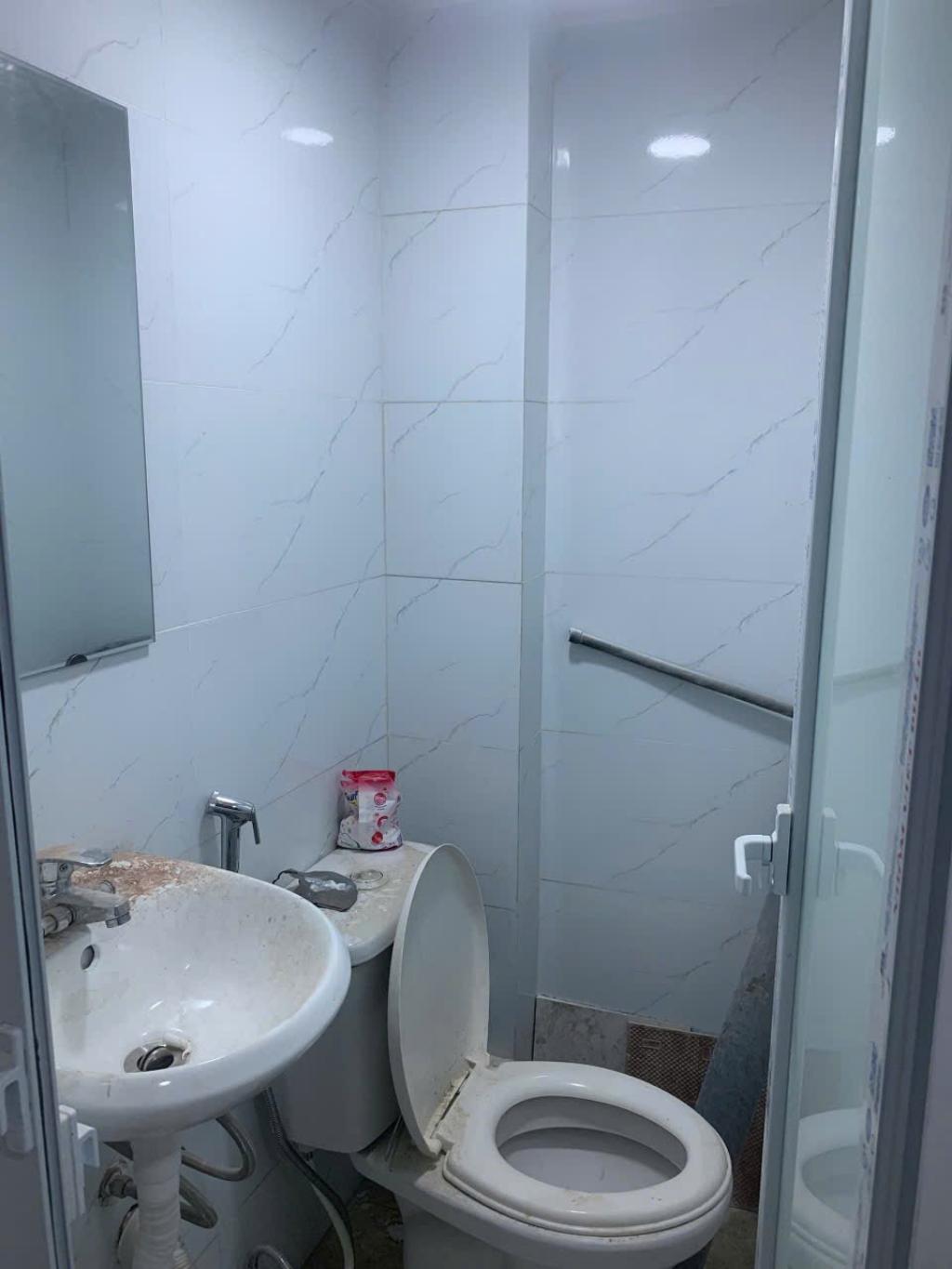 Bán nhà Chợ Khâm Thiên - diện tích 7m2 6 tầng - Nhà đẹp hiếm có - giá 1,5 tỷ