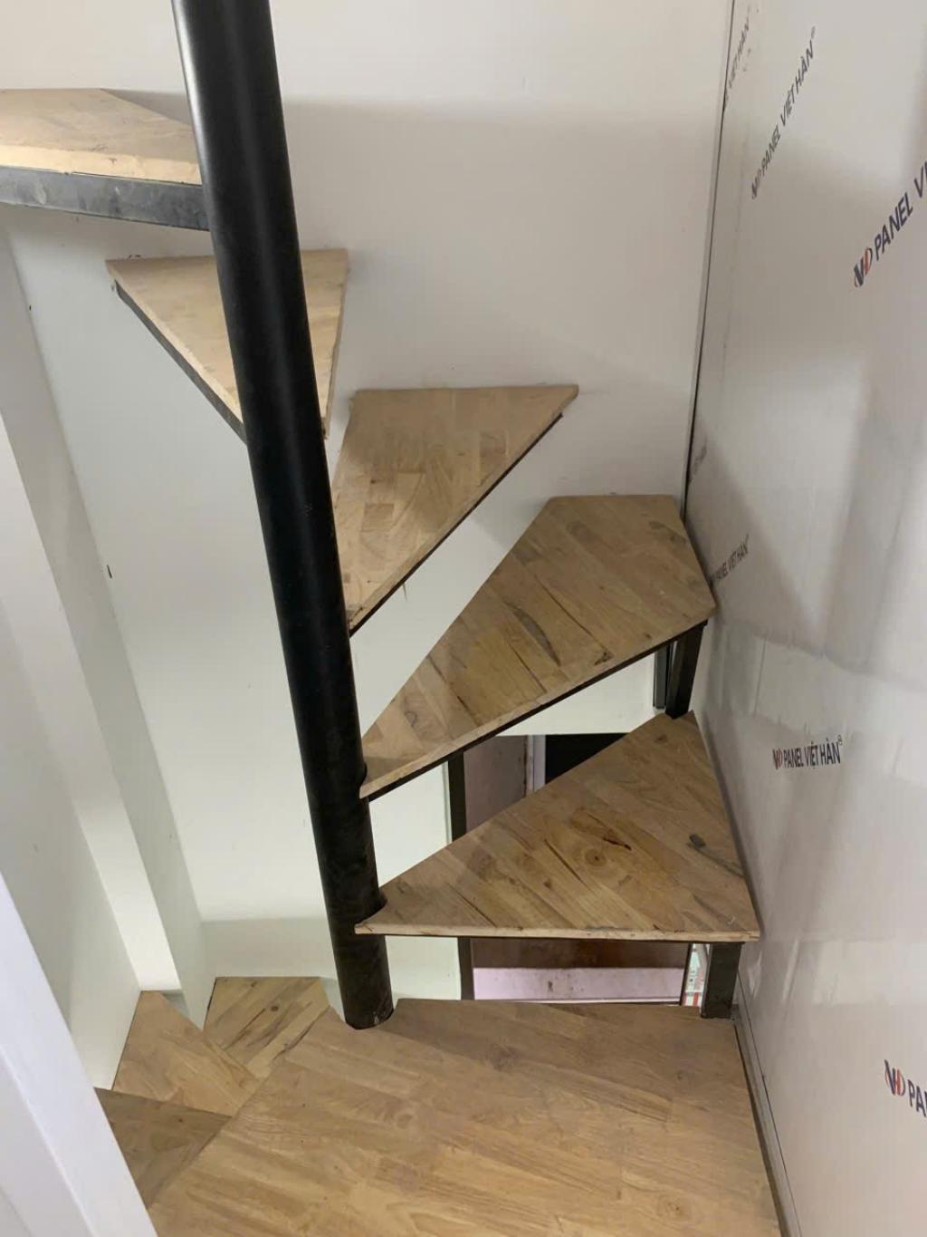 Bán nhà Chợ Khâm Thiên - diện tích 7m2 6 tầng - Nhà đẹp hiếm có - giá 1,5 tỷ