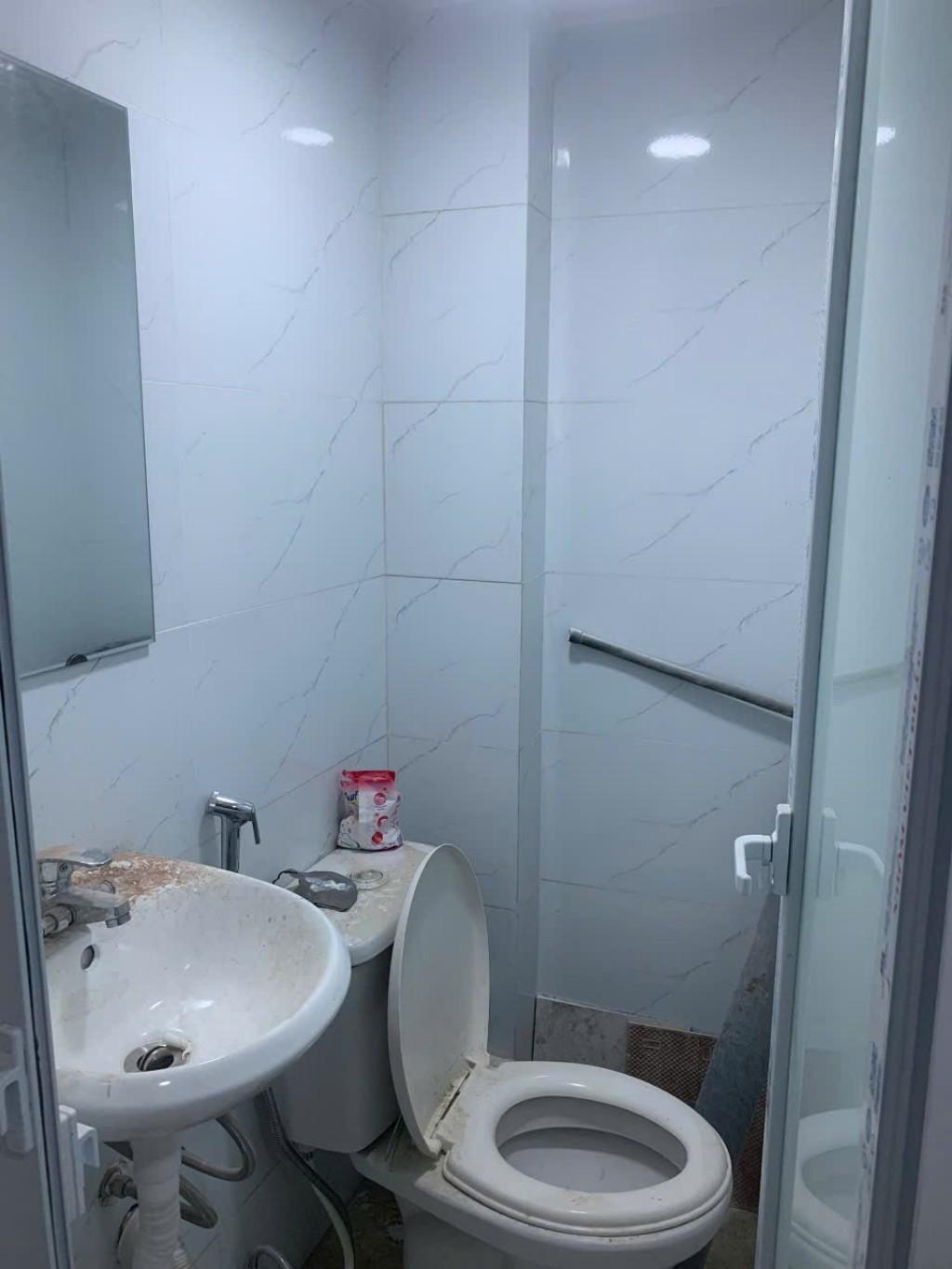 Bán nhà Chợ Khâm Thiên - diện tích 7m2 6 tầng - Nhà đẹp hiếm có - giá 1,5 tỷ