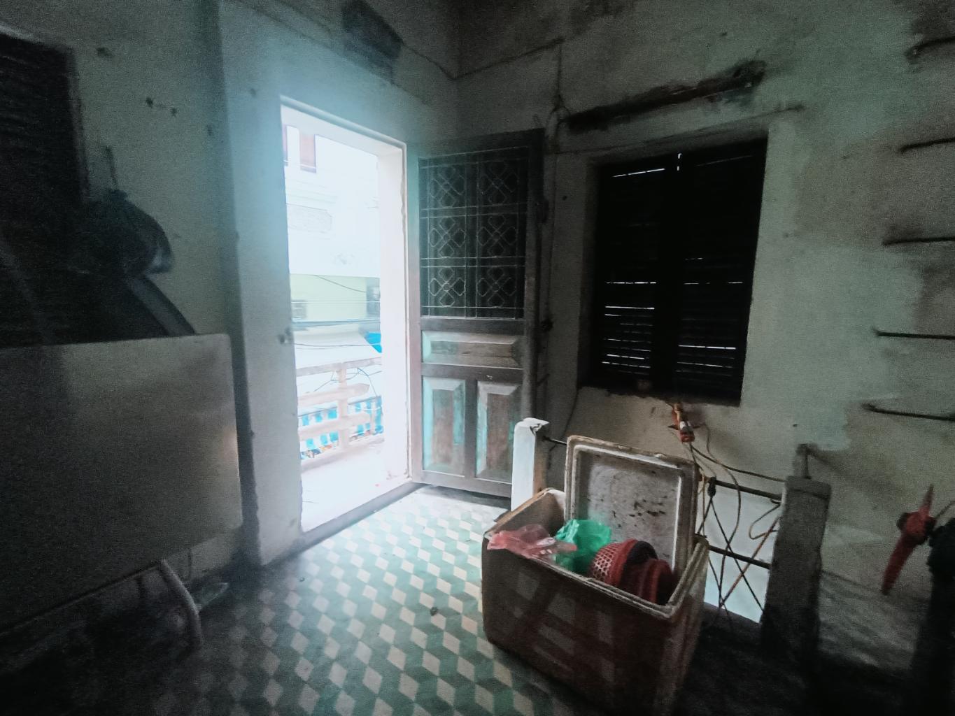 Bán nhà Nguyễn Cao - diện tích 8,5m2 2 tầng - Lô góc - giá 3 tỷ