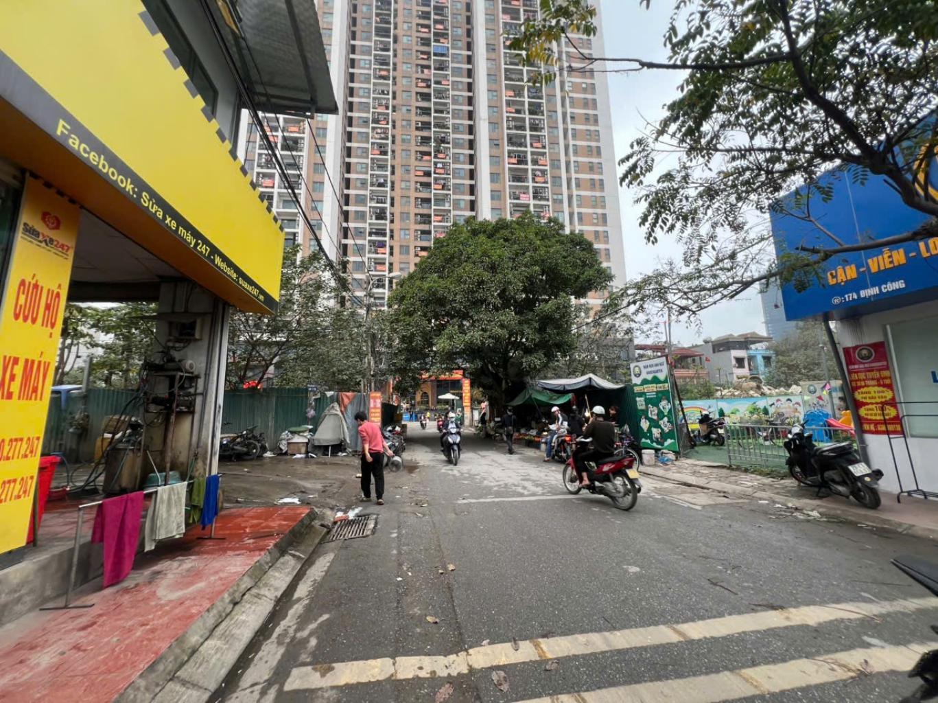 Bán nhà Định Công - diện tích 35m2 2 tầng - Ô TÔ - KINH DOANH - giá 2,6 tỷ