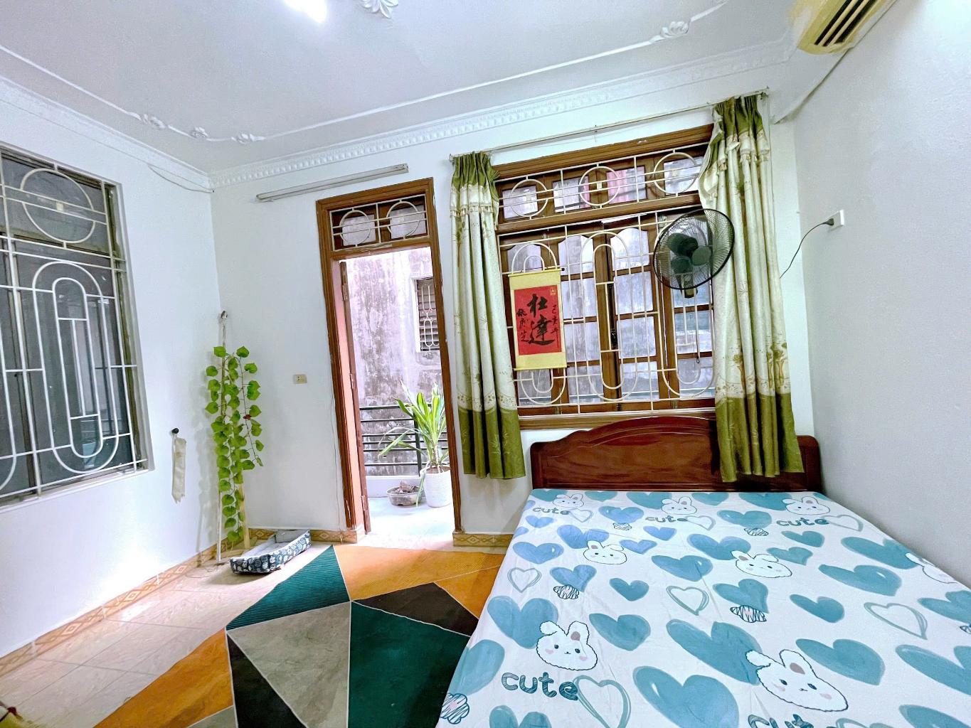 Bán nhà Văn Hương - diện tích 25m2 5 tầng - Lô góc - giá 6,1 tỷ