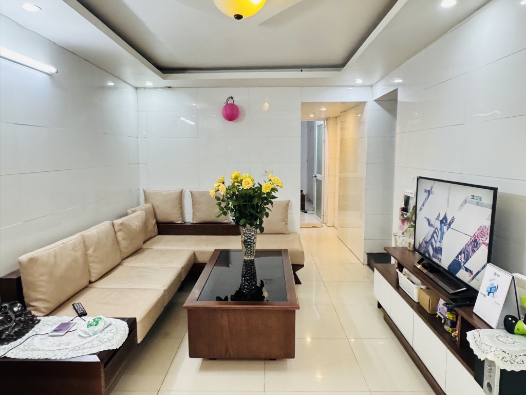 Bán nhà Tân Mai - diện tích 91m2 1 tầng - ô tô đỗ cửa - giá 5,65 tỷ