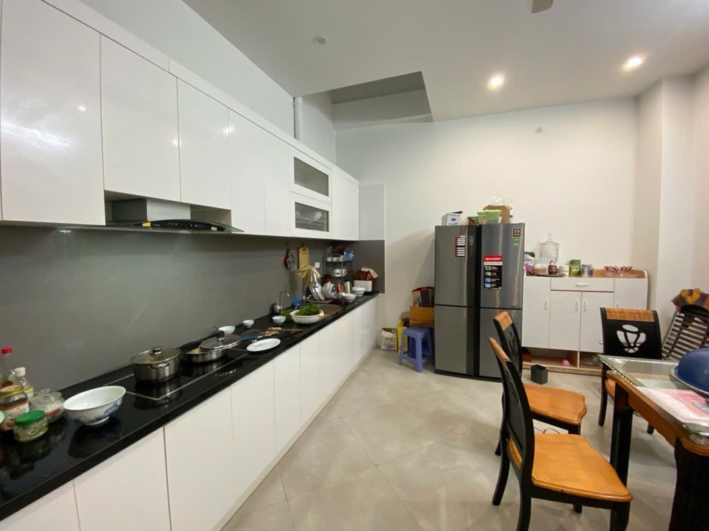 Bán nhà Nguyễn Lương Bằng - diện tích 66.2m2 4 tầng - gần ô tô - giá 14 tỷ