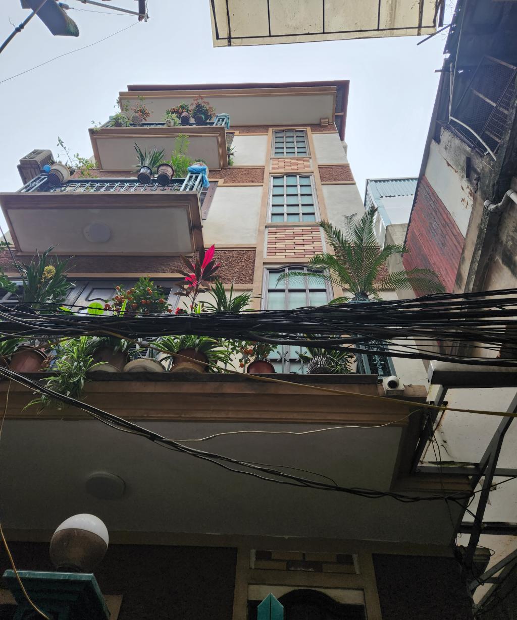 Bán nhà Đại La - diện tích 70.4m2 4 tầng - Mặt tiền rộng miên man - giá 17,5 tỷ