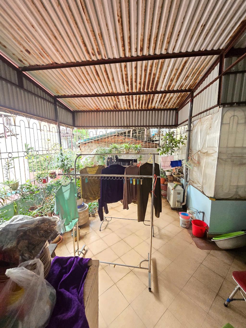 Bán nhà Đại La - diện tích 70.4m2 4 tầng - Mặt tiền rộng miên man - giá 17,5 tỷ