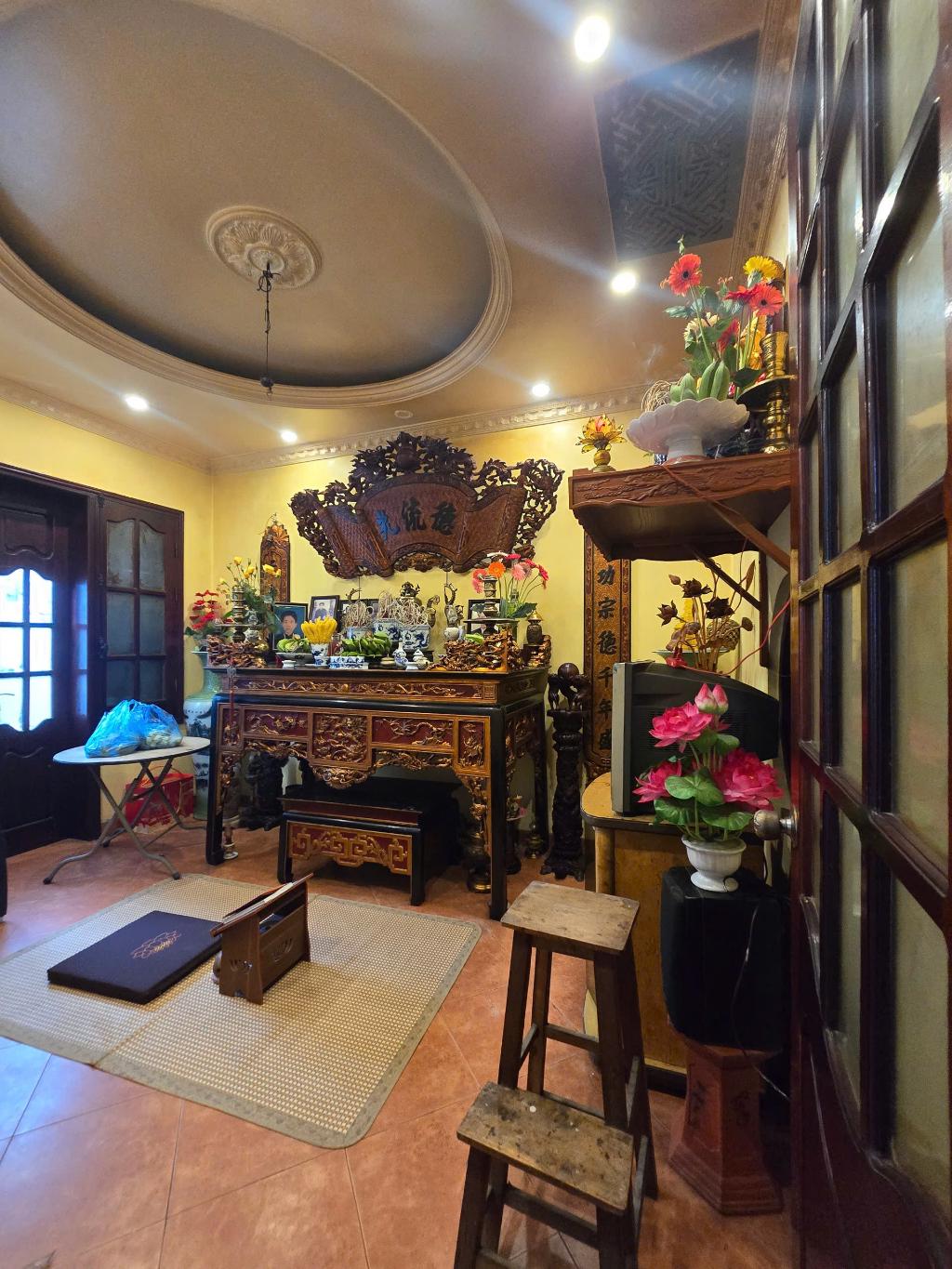 Bán nhà Đại La - diện tích 70.4m2 4 tầng - Mặt tiền rộng miên man - giá 17,5 tỷ