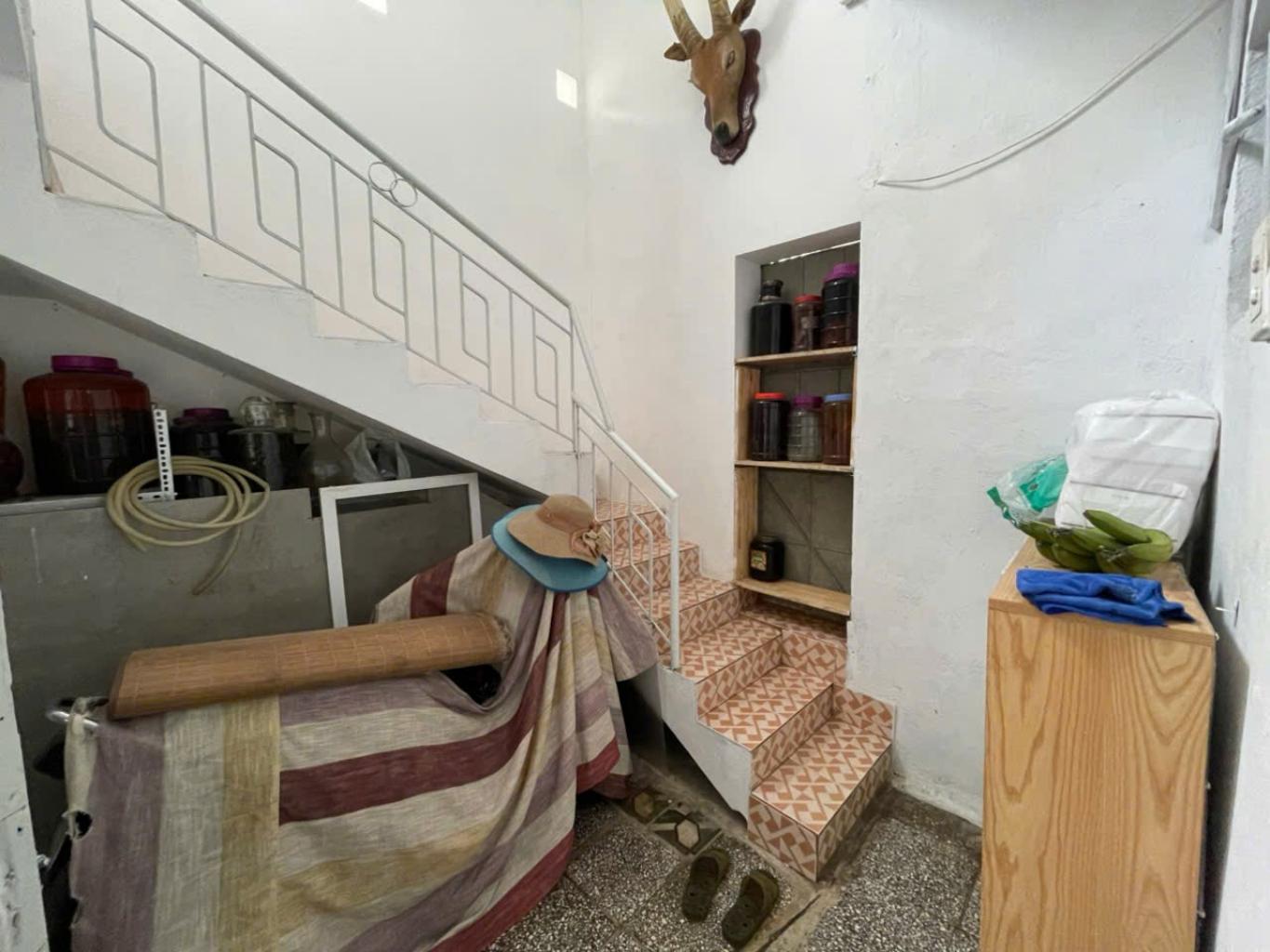 Bán nhà Tân Mai - diện tích 36m2 2 tầng - Ngõ thông rộng - giá 15 tỷ