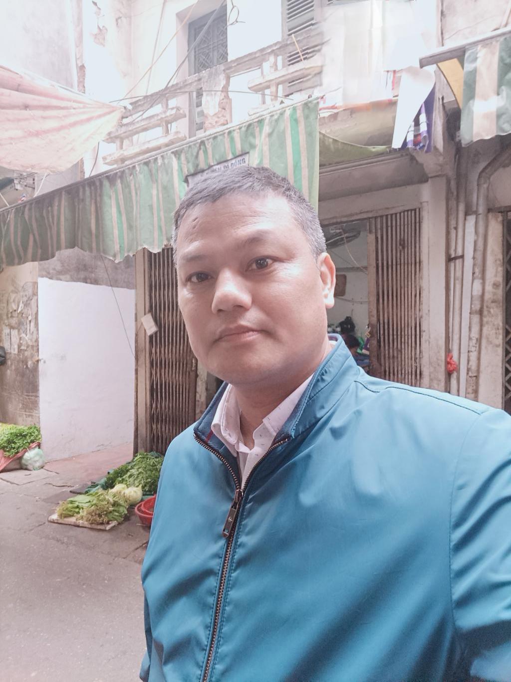 Bán nhà Nguyễn Cao - diện tích 8,5m2 2 tầng - Lô góc - giá 3 tỷ