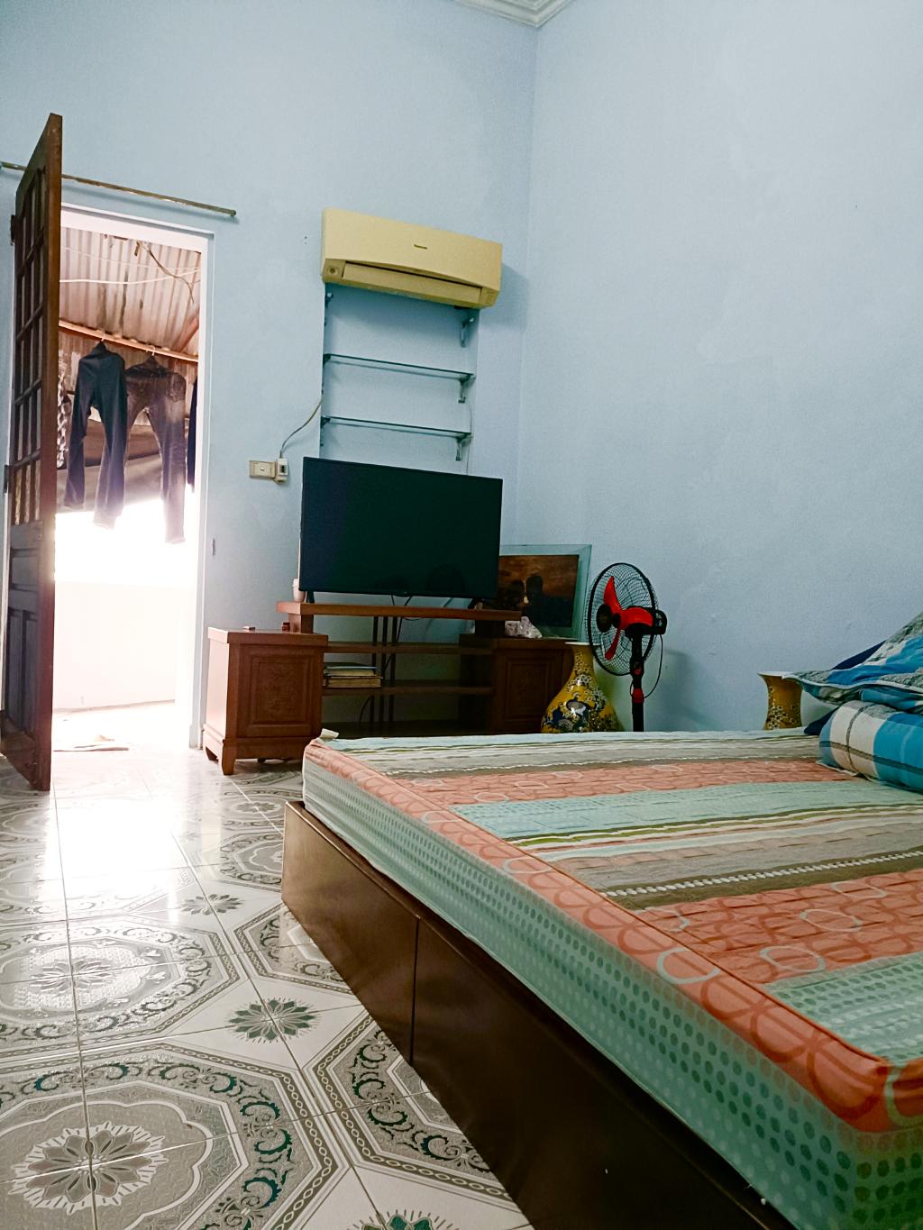 Bán nhà Nguyễn Khoái - diện tích 45m2 2 tầng - ô tô vào trong nhà - giá 4,5 tỷ