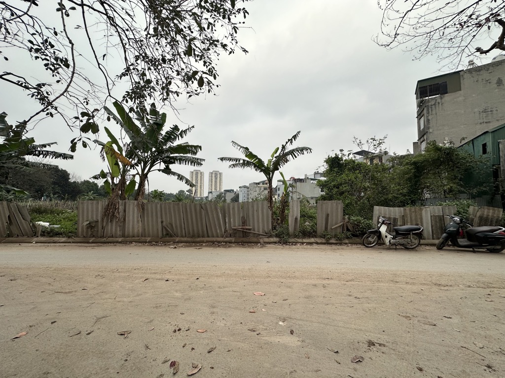 Bán nhà Nam Dư - diện tích 230m2 1 tầng - Lô đất hiếm mặt tiền 28 mét - giá 2,7 tỷ