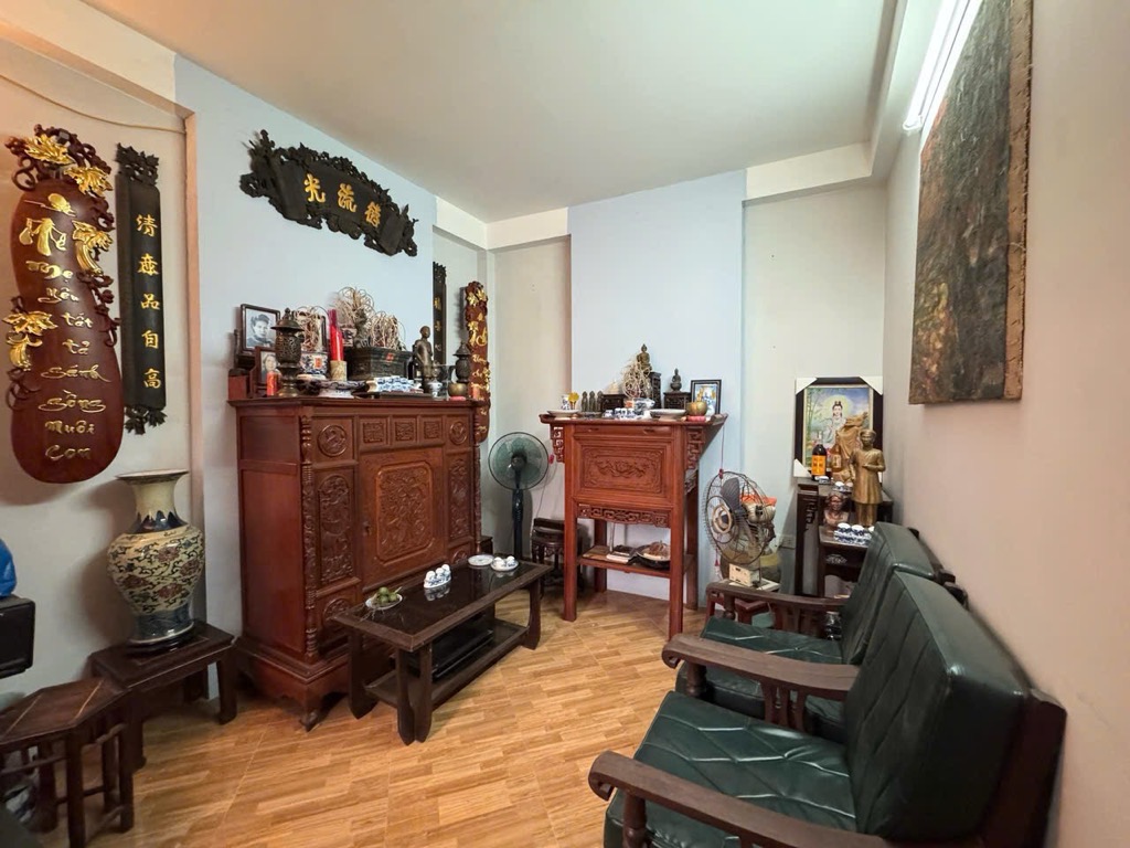 Bán nhà Minh Khai - diện tích 45m2 5 tầng - 2 mặt thoáng - giá 10,9 tỷ