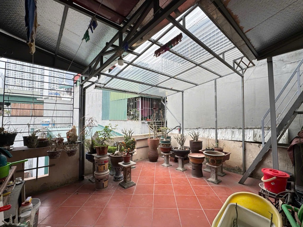 Bán nhà Minh Khai - diện tích 45m2 5 tầng - 2 mặt thoáng - giá 10,9 tỷ