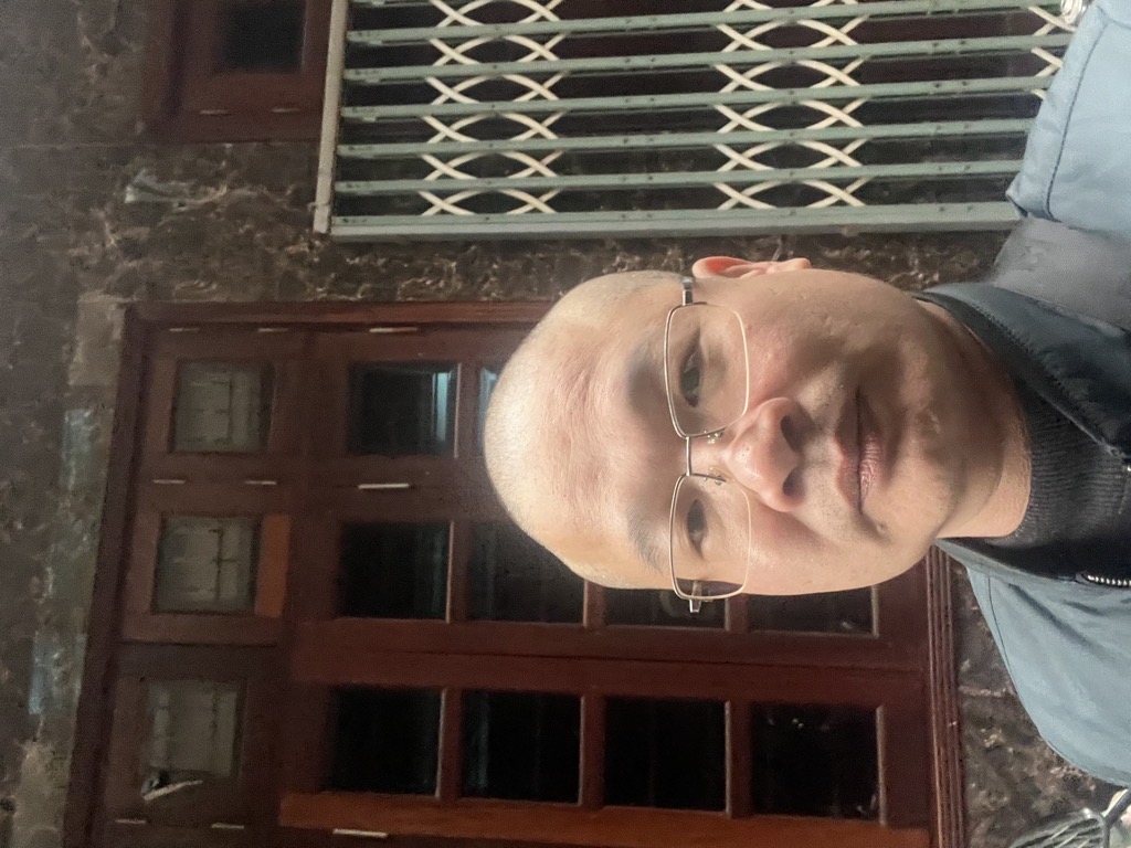 Bán nhà Minh Khai - diện tích 45m2 5 tầng - 2 mặt thoáng - giá 10,9 tỷ