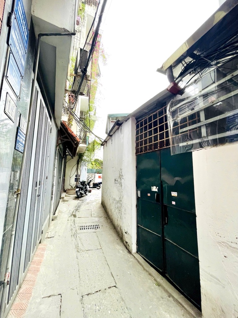 Bán nhà Khương Trung - diện tích 60.5m2 1 tầng - ô tô đỗ gần - giá 8,2 tỷ