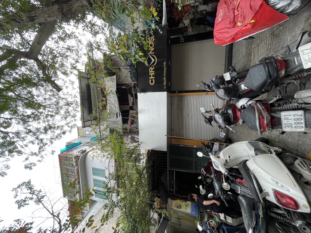 Bán nhà Nguyễn Thượng Hiền - diện tích 27m2 1 tầng - BIỆT THỰ MẶT PHỐ - VỈA HÈ - KINH DOANH - giá 11 tỷ