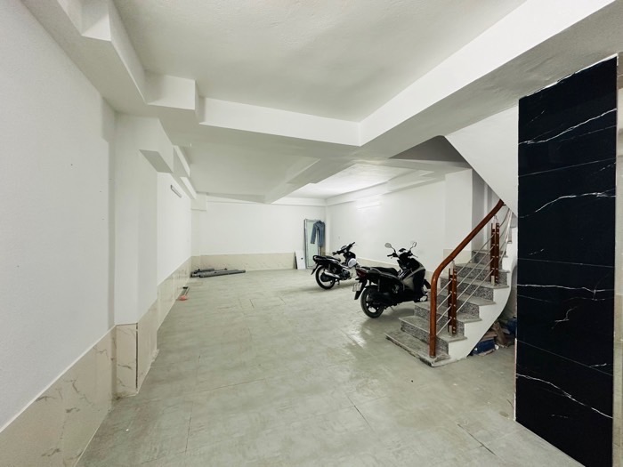 Bán nhà Khương Hạ - diện tích 97m2 7 tầng - Gà đẻ trứng vàng, cho thuê 125tr/tháng - giá 21 tỷ