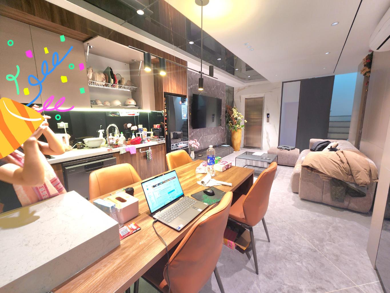 Bán nhà Phố Trạm 49m2 x 6 tầng, mặt tiền 4.2m, thang máy, ôtô vào nhà