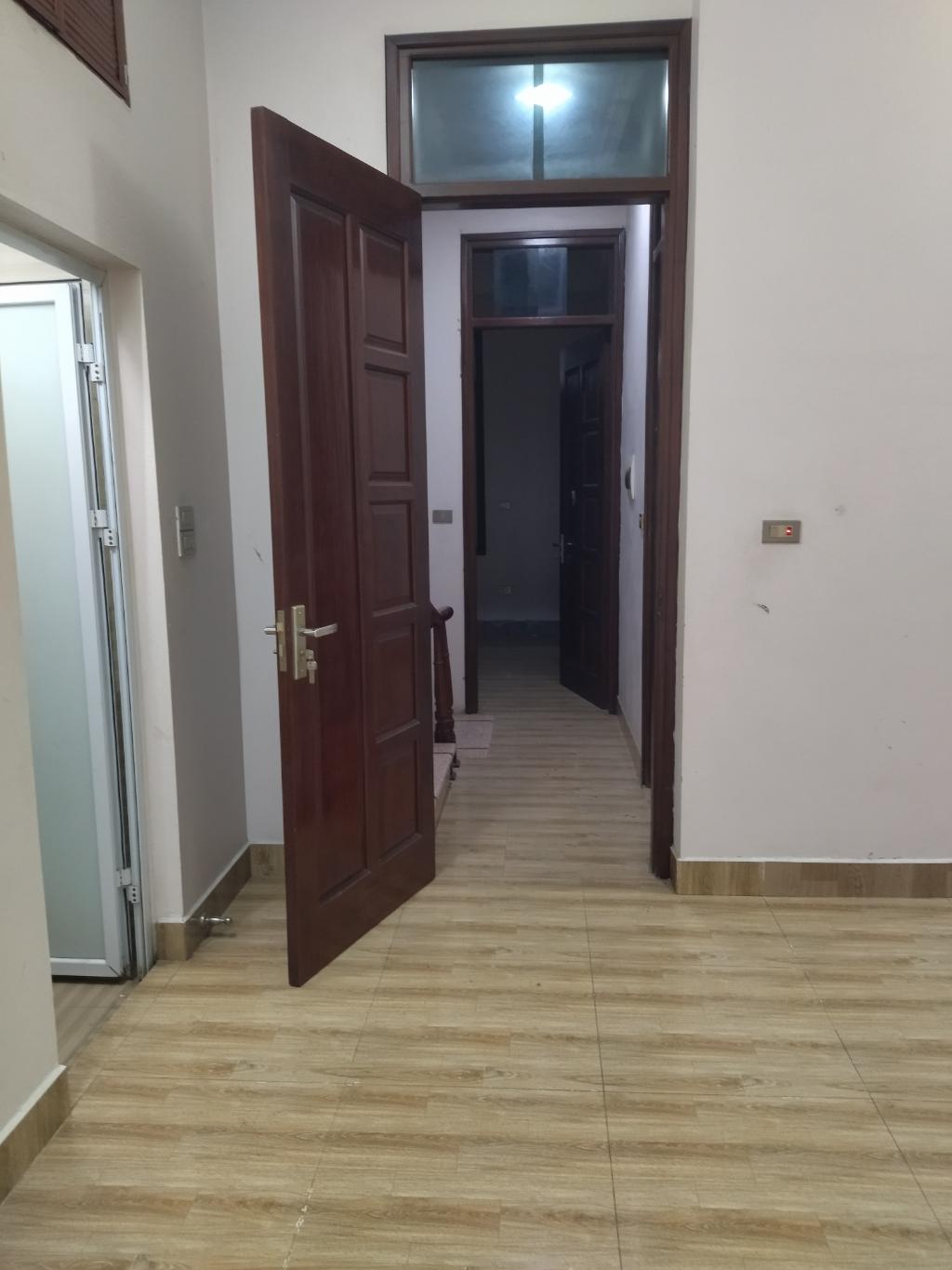 Bán nhà Thúy Lĩnh - diện tích 68m2 3 tầng - Ô Tô Qua - giá 13,5 tỷ