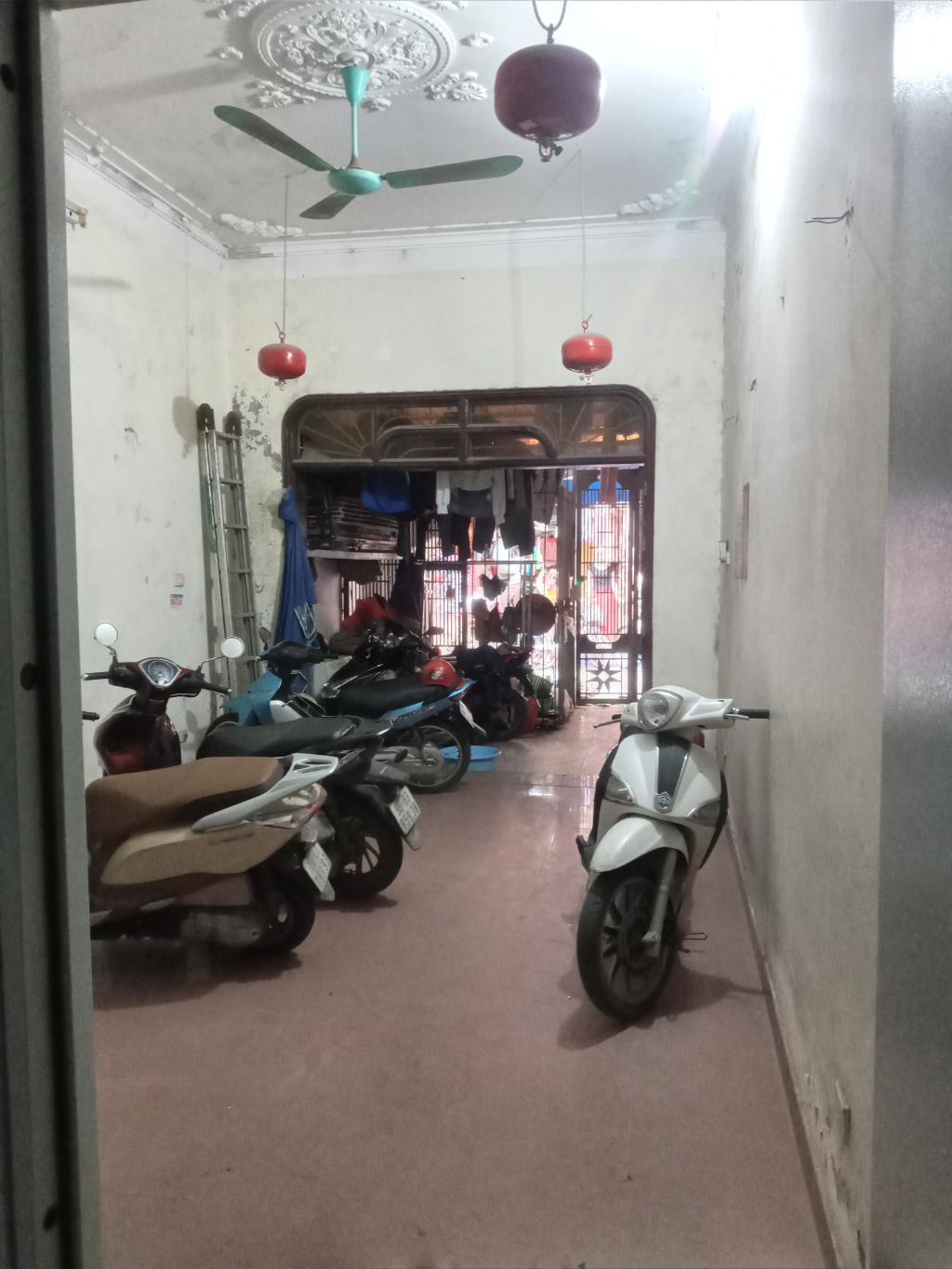 Bán nhà Giáp Nhị - diện tích 70,9m2 4 tầng - ô tô vào trong nhà - giá 16,8 tỷ