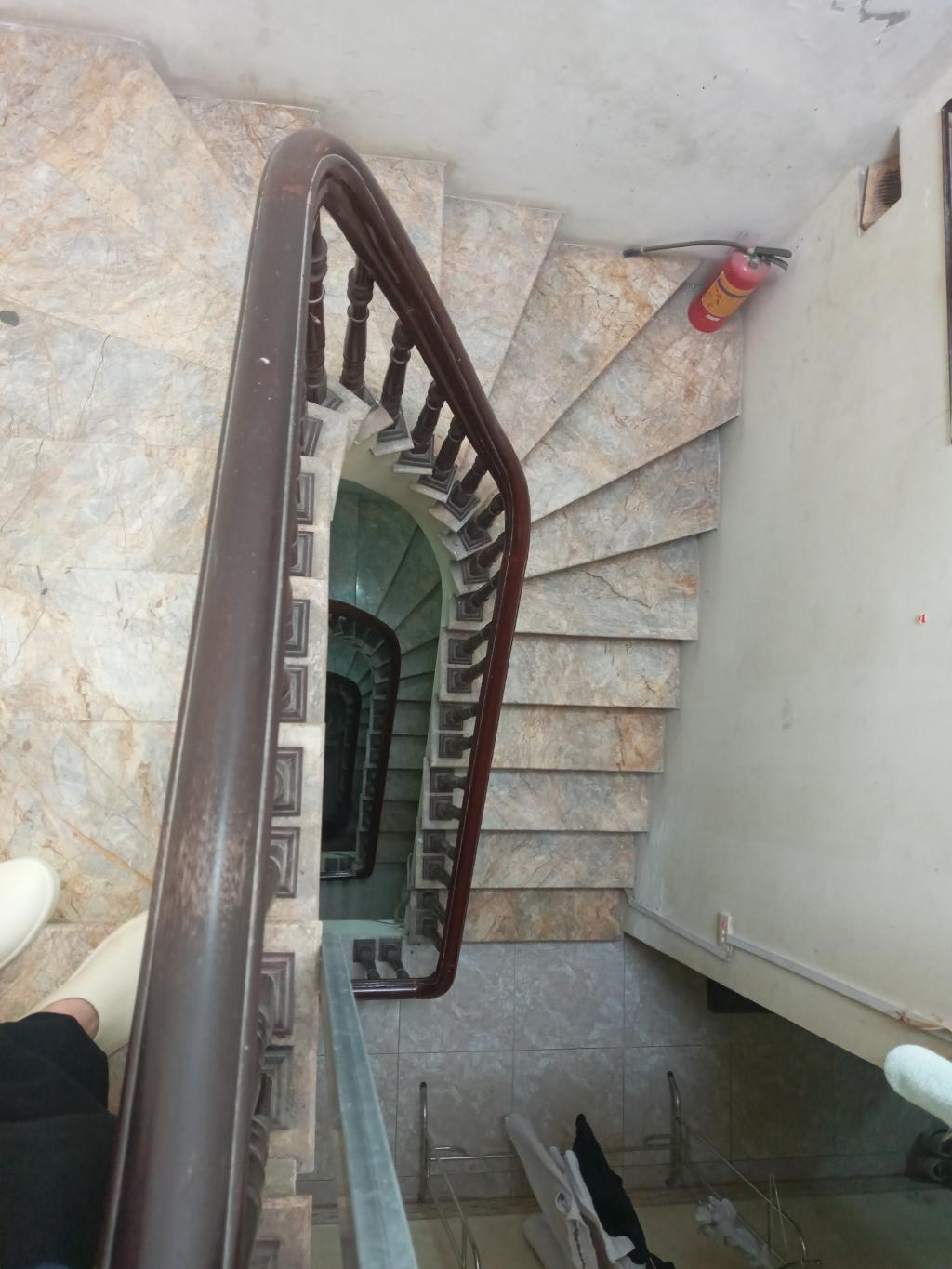 Bán nhà Giáp Nhị - diện tích 70,9m2 4 tầng - ô tô vào trong nhà - giá 16,8 tỷ