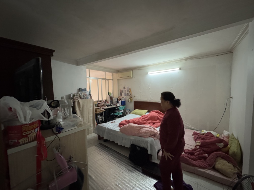 Bán nhà Trung Tả - diện tích 41m2 3 tầng - Ô TÔ ĐỖ CỬA - giá 10,4 tỷ