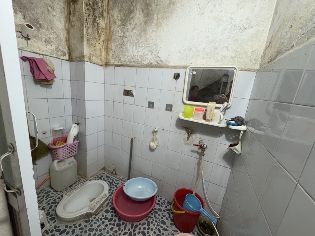 Bán nhà Trung Tả - diện tích 41m2 3 tầng - Ô TÔ ĐỖ CỬA - giá 10,4 tỷ