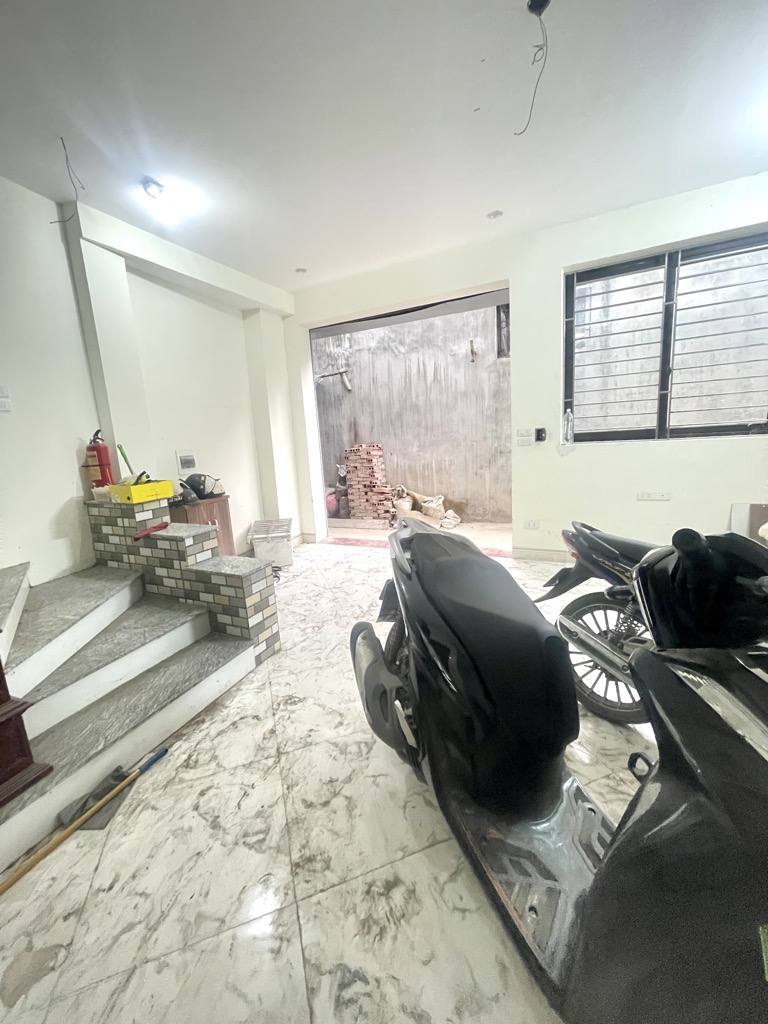Bán nhà 145.42C Quan Nhân, 31/33m2 6 tầng