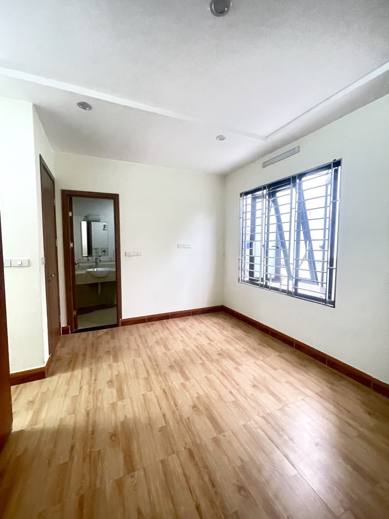 Bán nhà 145.42C Quan Nhân, 31/33m2 6 tầng