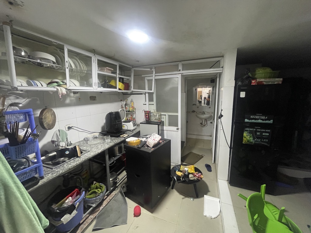 Bán nhà Nguyễn Xiển - diện tích 50m2 3 tầng - ô tô tránh - giá 5 tỷ