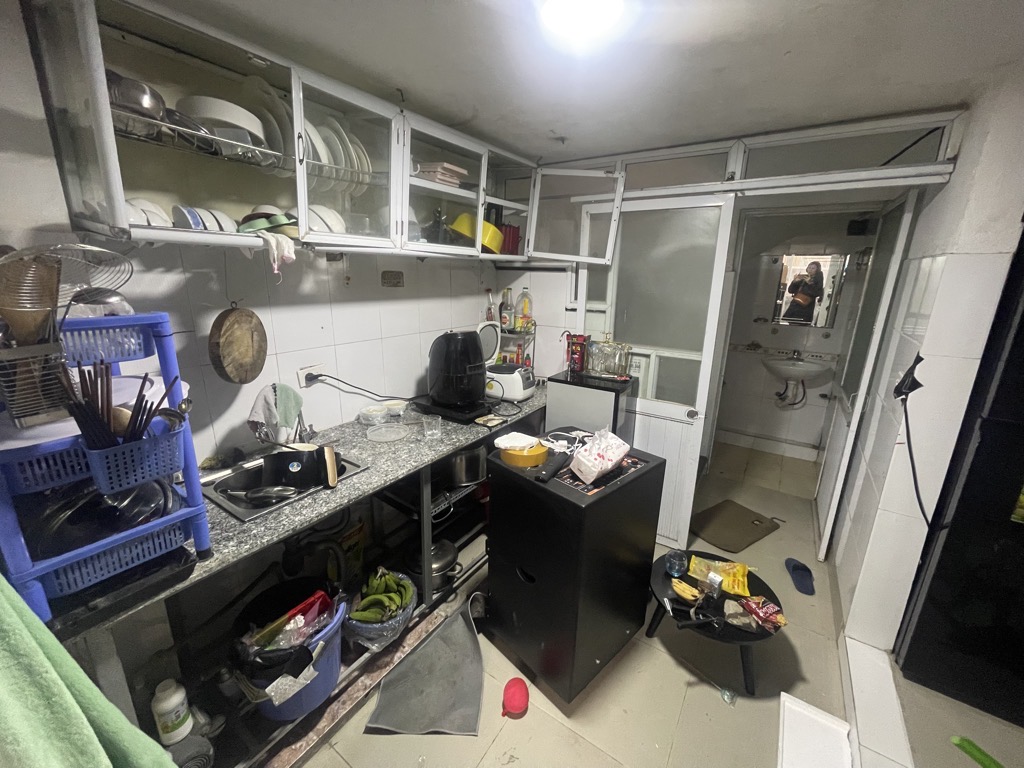 Bán nhà Nguyễn Xiển - diện tích 50m2 3 tầng - ô tô tránh - giá 5 tỷ