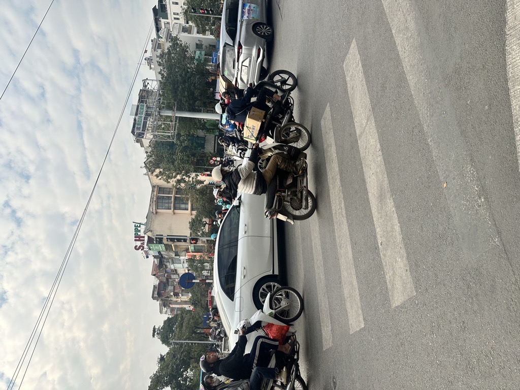 Bán nhà Kim Ngưu - diện tích 28,2m2 4 tầng - Mặt phố kinh doanh siêu khủng - giá 16 tỷ