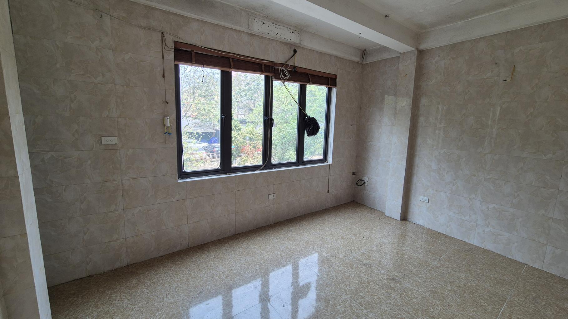 Bán nhà Đông Tác - diện tích 20.8m2 3 tầng - mặt tiền bề thế - giá 7,5 tỷ