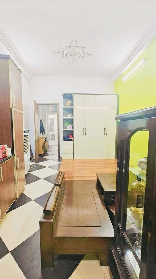 Bán nhà Khâm Thiên - diện tích 37m2 7 tầng - Ngõ ô tô - giá 14,7 tỷ