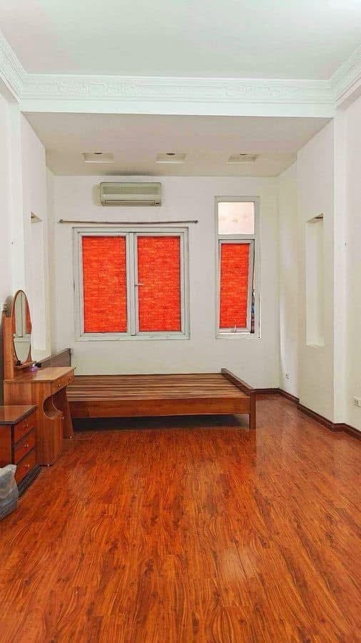 Bán nhà Khâm Thiên - diện tích 37m2 7 tầng - Ngõ ô tô - giá 14,7 tỷ