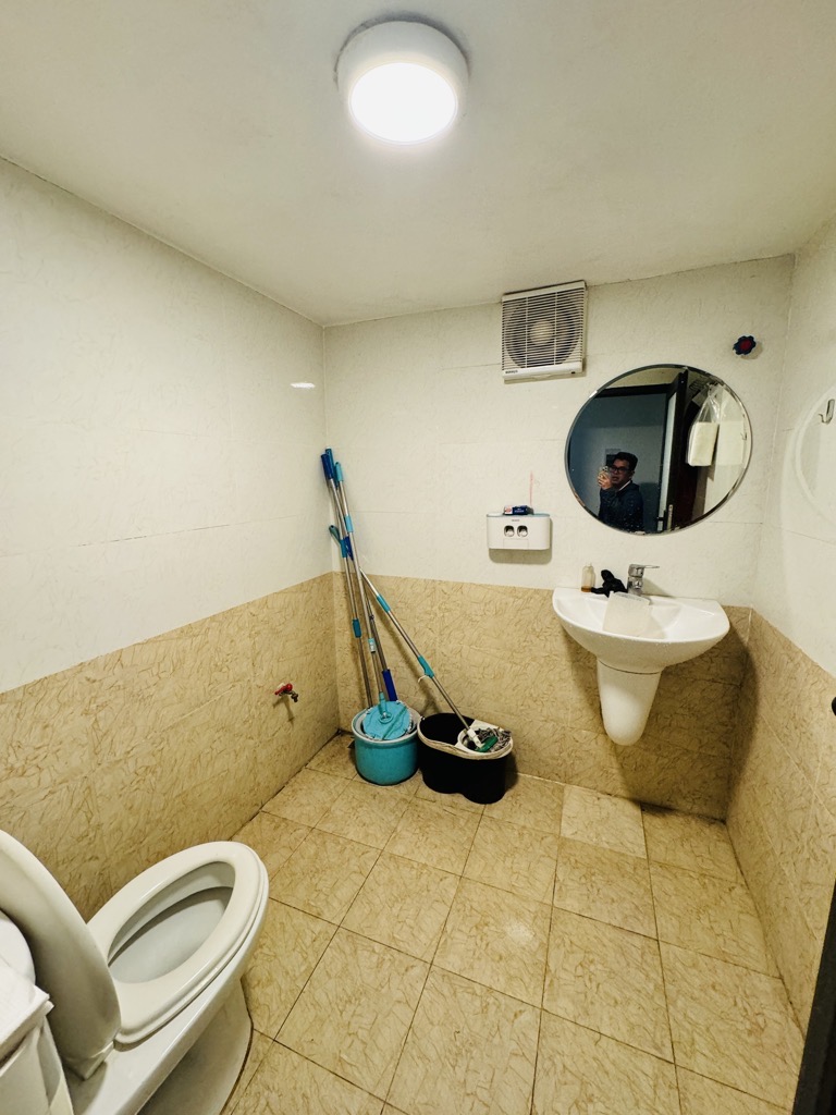 Bán nhà Kiến Thiết - diện tích 62m2 4 tầng - Lô góc, ngõ thông - giá 13,3 tỷ