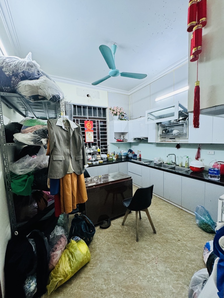 Bán nhà Kiến Thiết - diện tích 62m2 4 tầng - Lô góc, ngõ thông - giá 13,3 tỷ