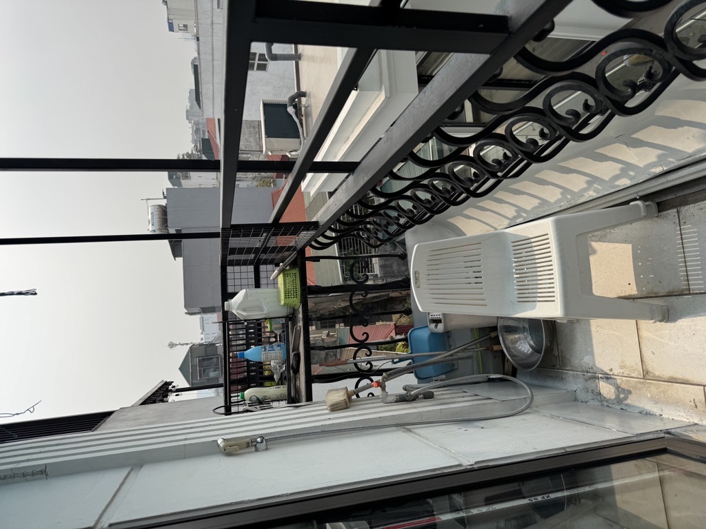 Bán nhà Tôn Đức Thắng - diện tích 62m2 1 tầng - Ô tô đỗ chân toà nhà - giá 4,2 tỷ