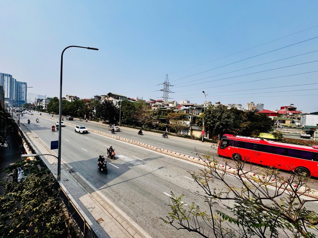 Bán nhà Nguyễn Khoái - diện tích 56.4m2 3 tầng - MẶT PHỐ - KINH DOANH ĐỈNH - giá 13,9 tỷ