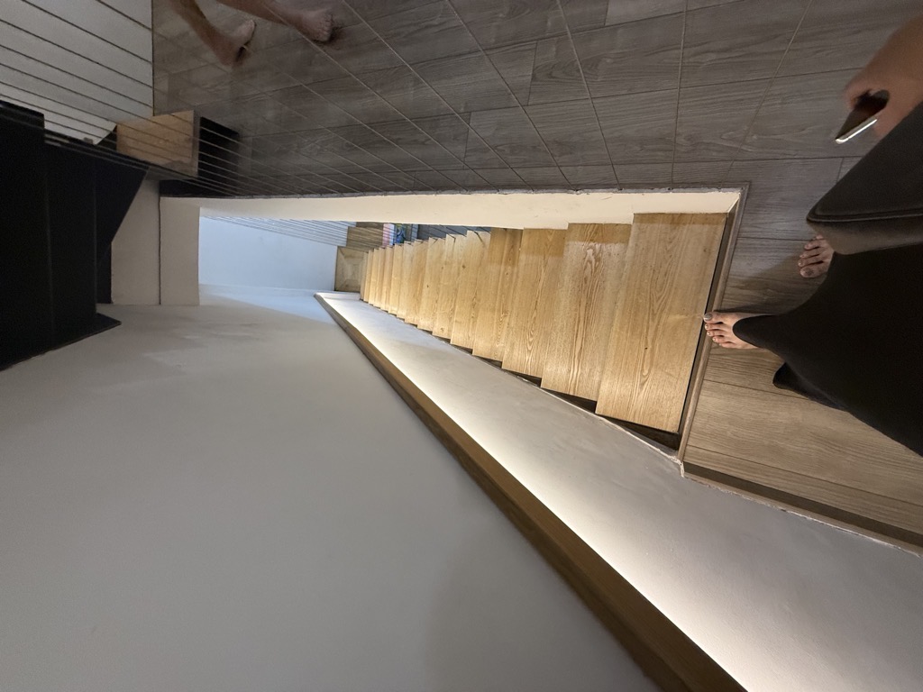 Bán nhà Phố chợ Khâm Thiên - diện tích 35.2m2 3 tầng - Lô góc - giá 8 tỷ