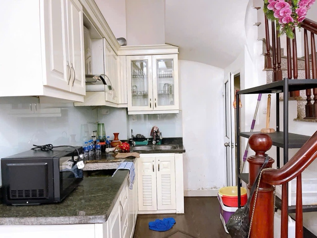 Bán nhà Trương Định - diện tích 35.1m2 5 tầng - Ngõ 521 Trương Định to rộng - giá 8,2 tỷ