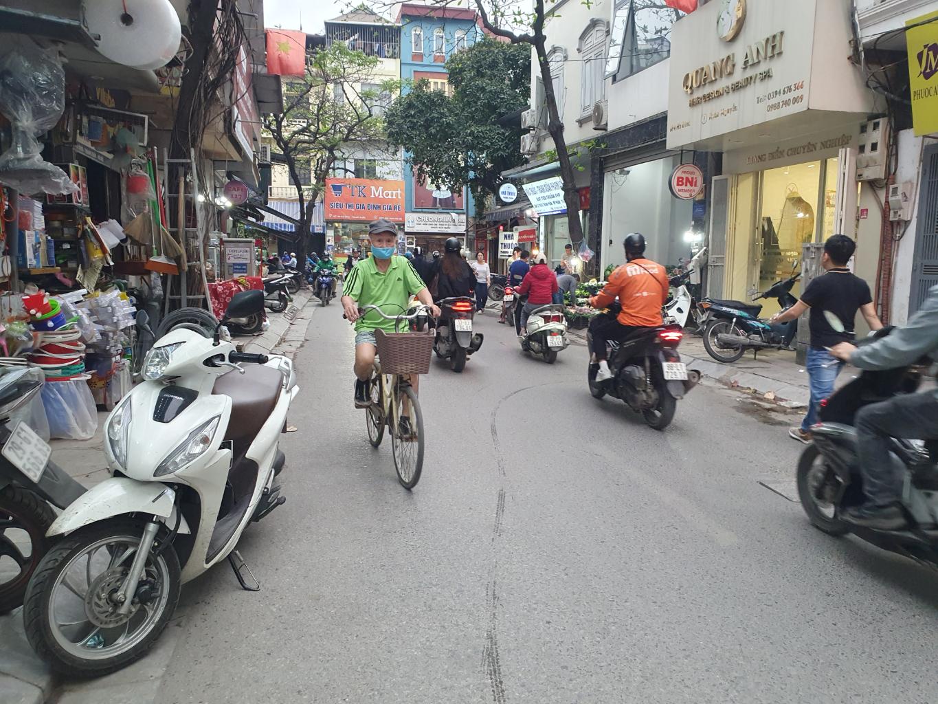 Bán nhà Hạ Đình - diện tích 64m2 6 tầng - MẶT PHỐ KINH DOANH SẦM UẤT - giá 18,5 tỷ